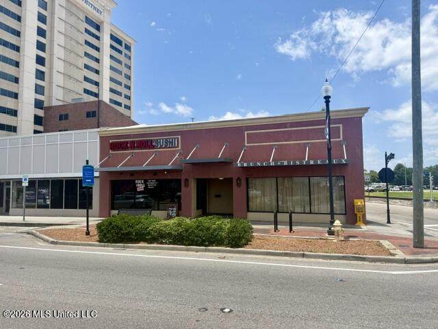 1427 25th Avenue - Photo 1