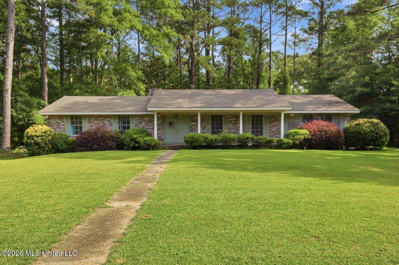611 Marsha Drive - Photo 1