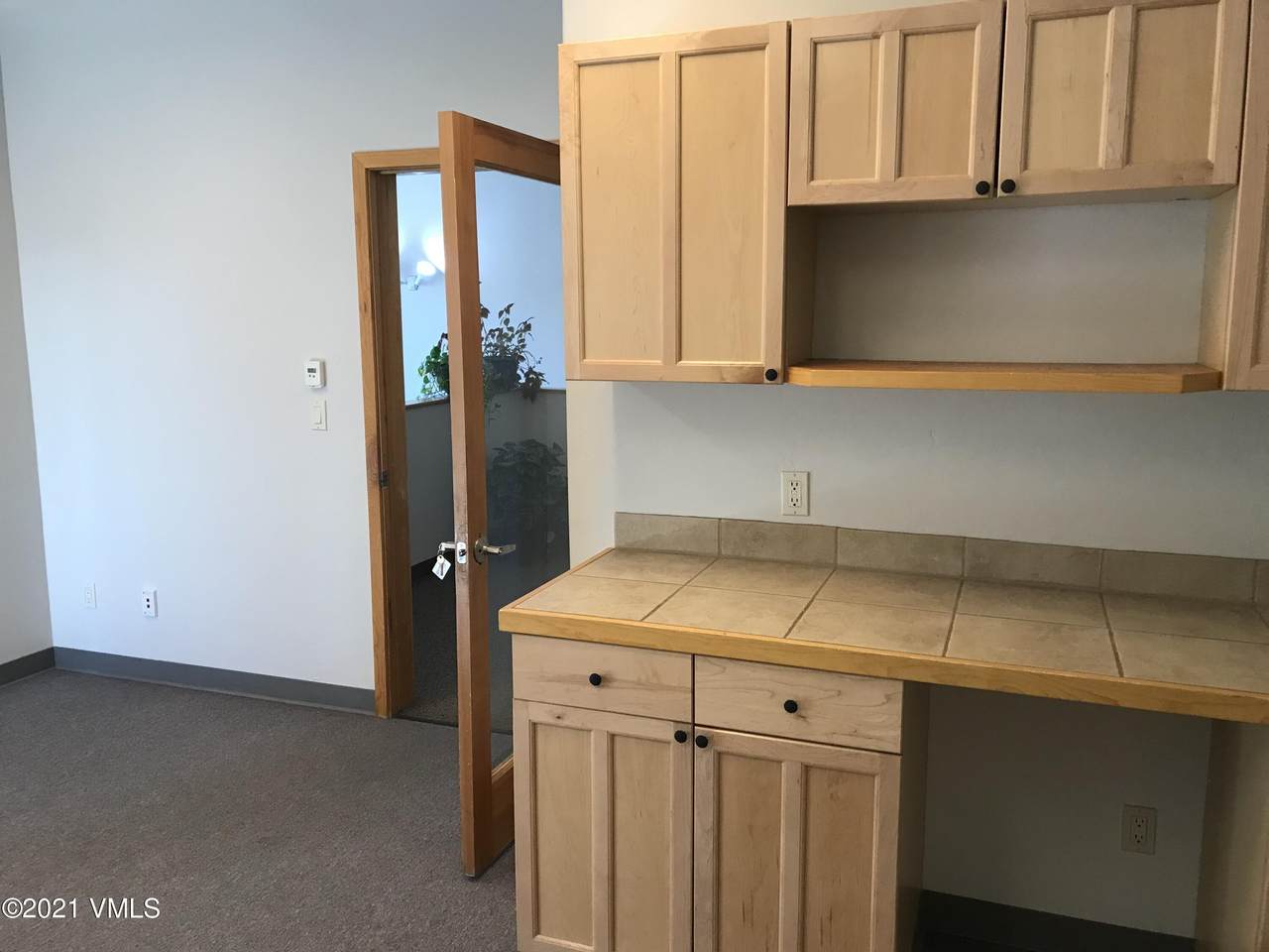 960 Chambers Avenue - Photo 1