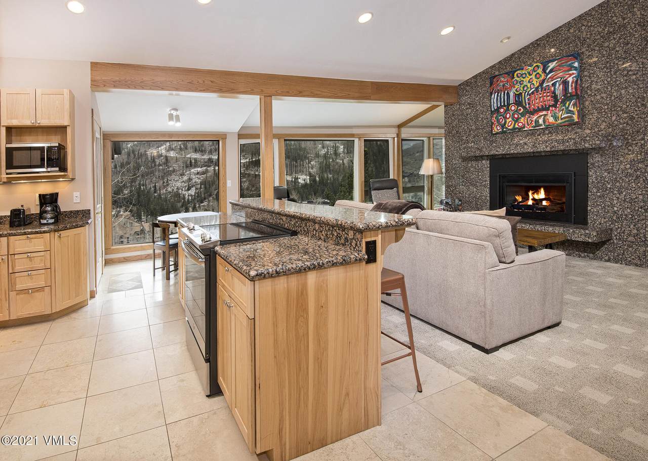 1116 Sandstone - Photo 1