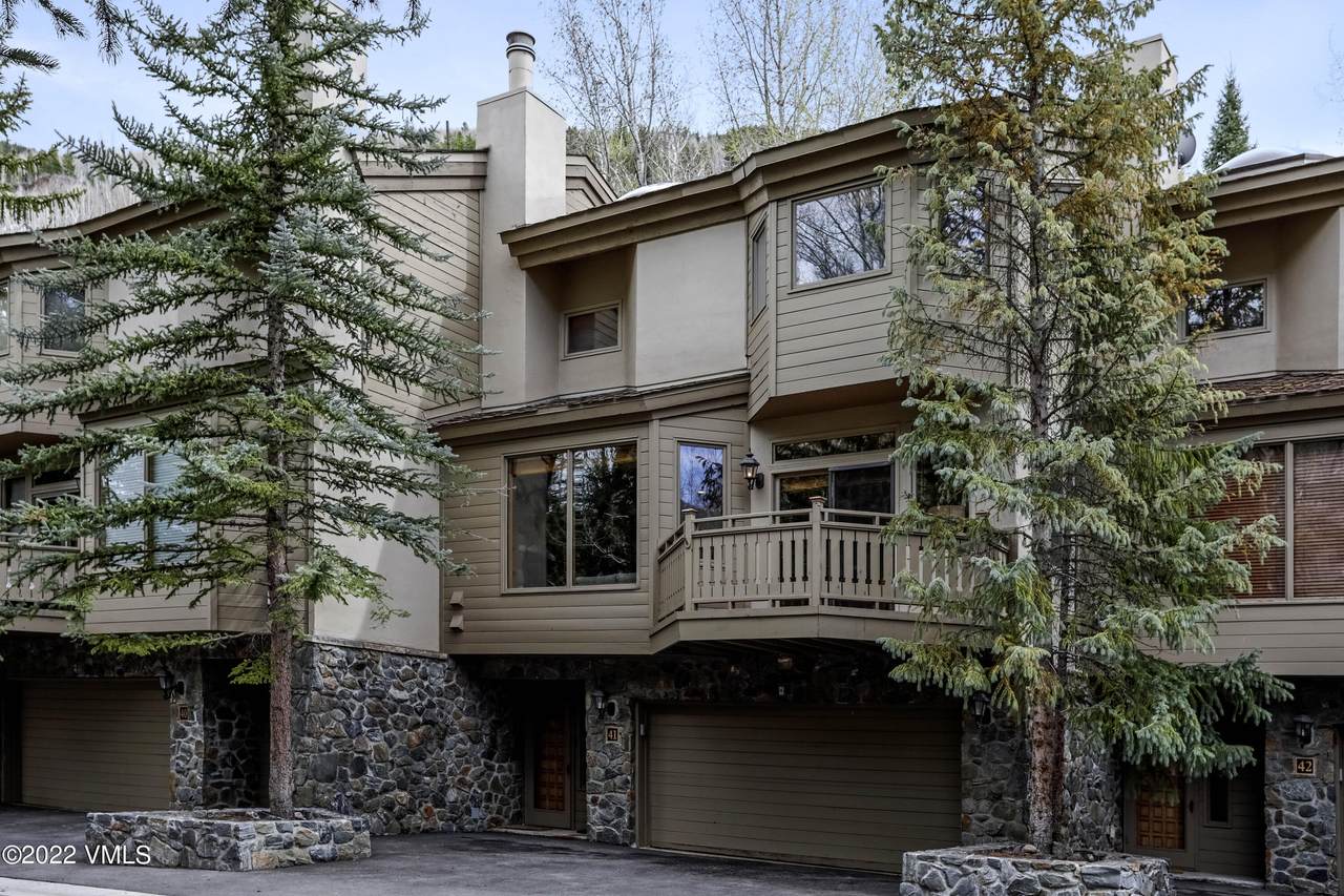 1588 Golf Terrace - Photo 1