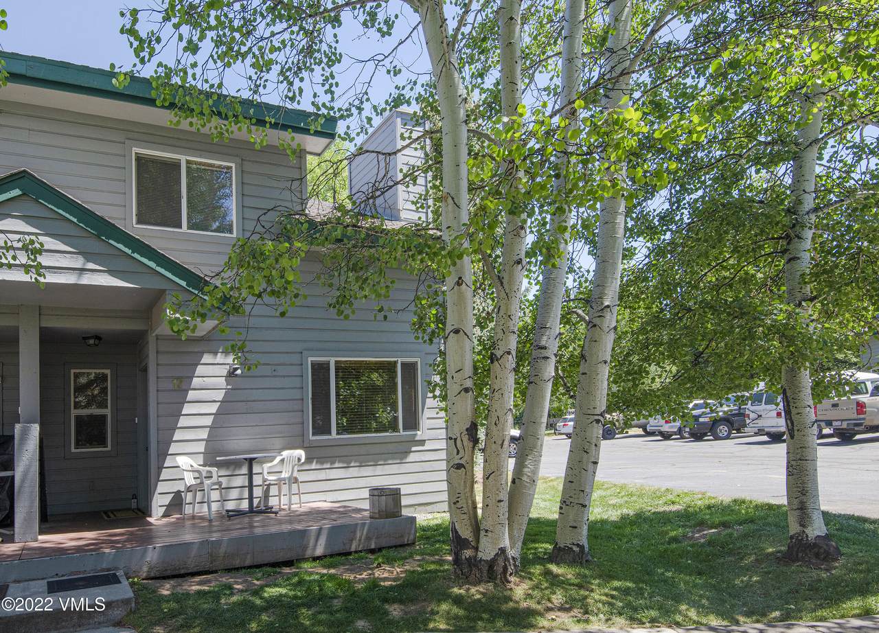1000 Homestead Drive - Photo 1