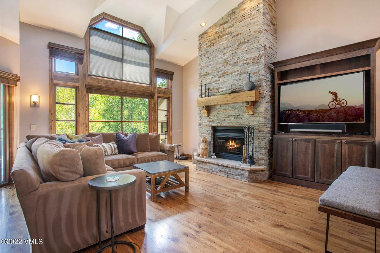 380 Offerson Road - Photo 1
