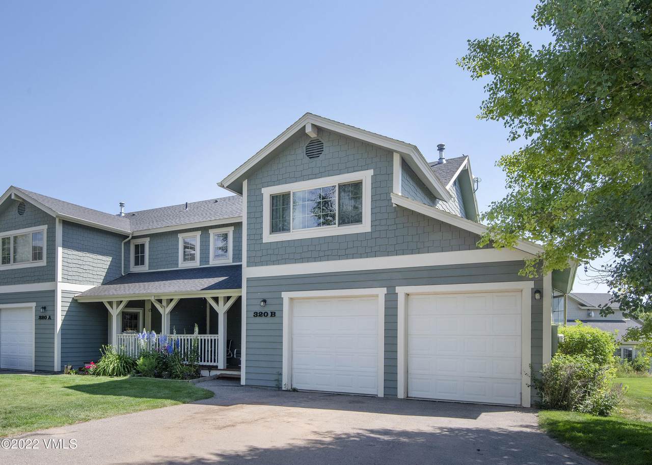 320 Chatfield Lane - Photo 1