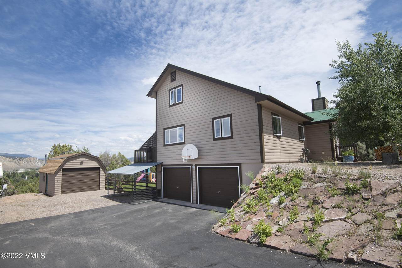 265 Cedar Drive - Photo 1
