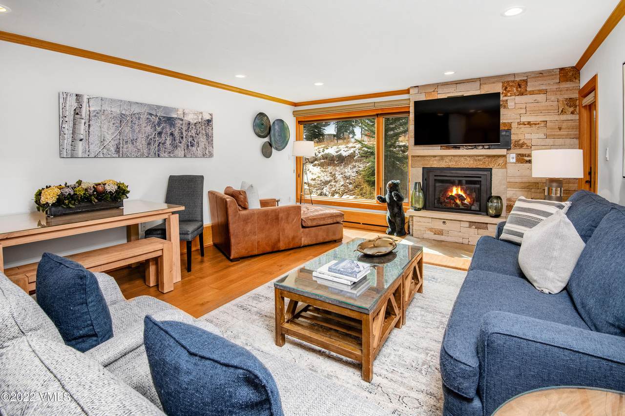 114 Willow Road - Photo 1