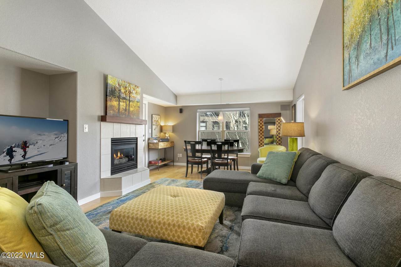 55 River Pines Court - Photo 1
