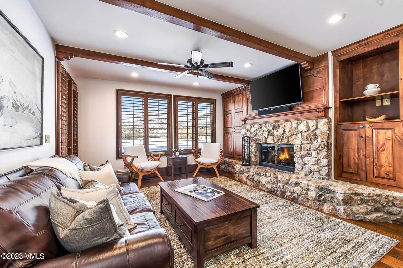 600 Sawatch Drive - Photo 1