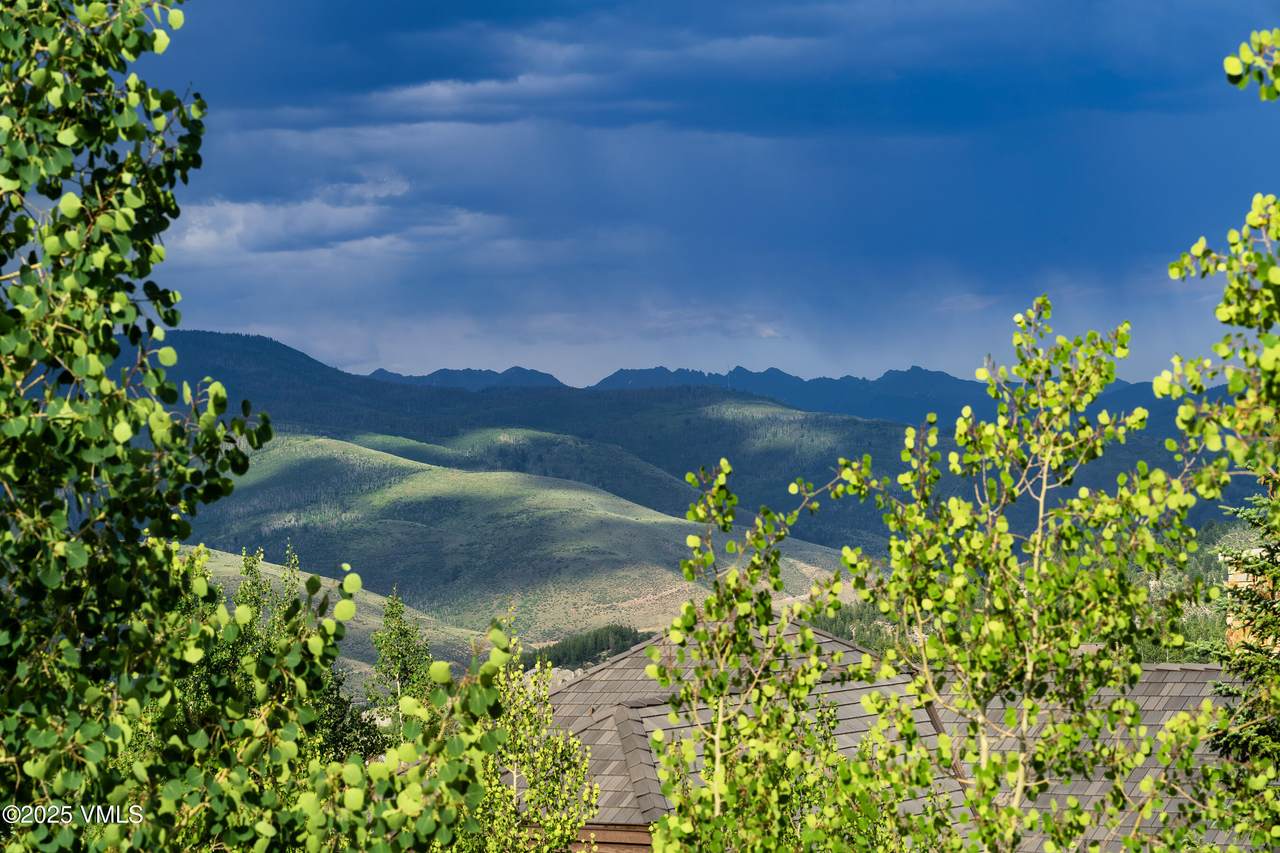 https://bt-photos.global.ssl.fastly.net/vail/1280_boomver_1_1012337-2.jpg