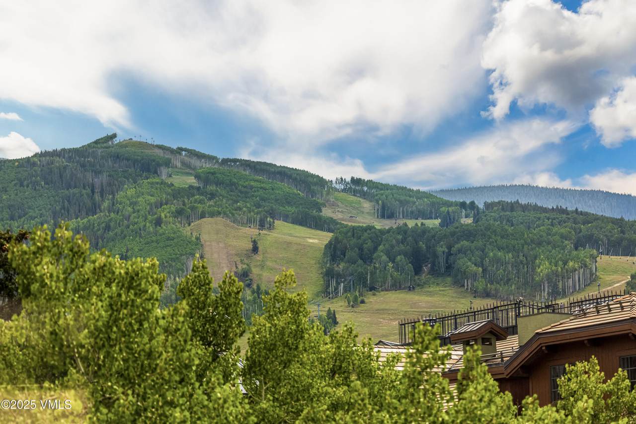 https://bt-photos.global.ssl.fastly.net/vail/1280_boomver_1_1012715-2.jpg