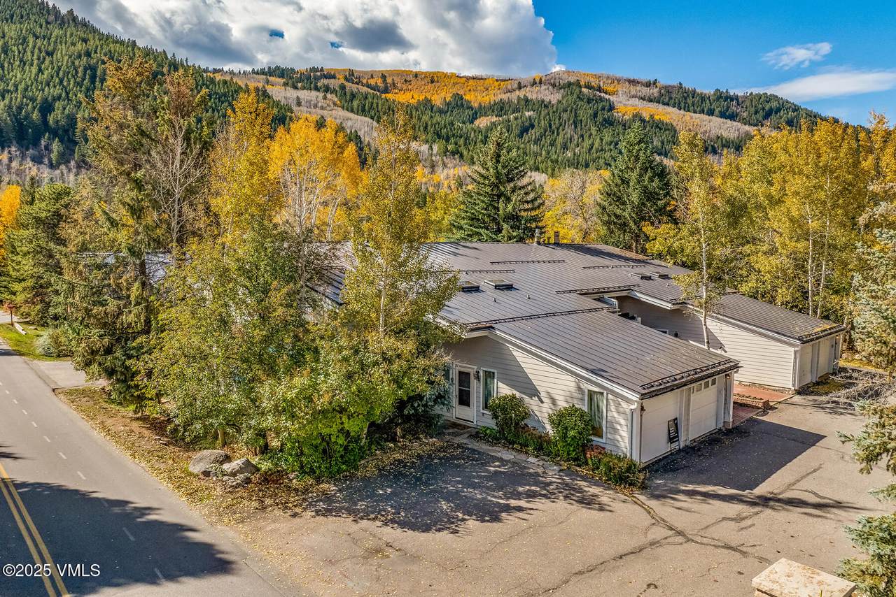 790 Stone Creek Drive - Photo 1