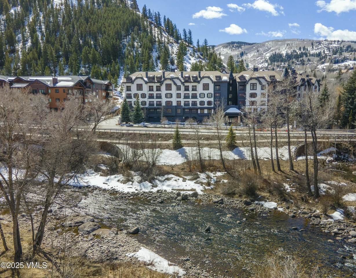 https://bt-photos.global.ssl.fastly.net/vail/1280_boomver_1_1013471-2.jpg
