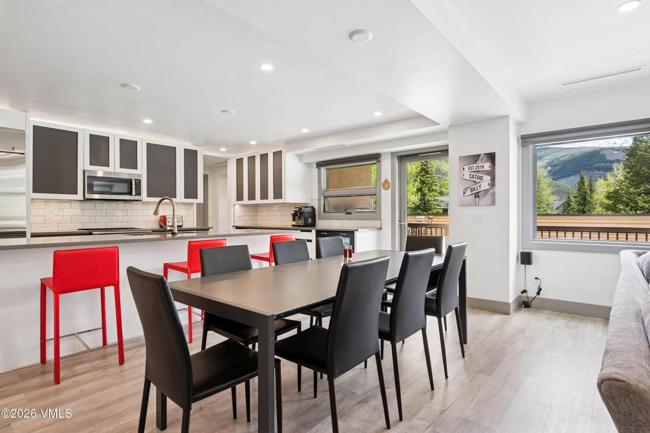 1650 Fallridge - Photo 1