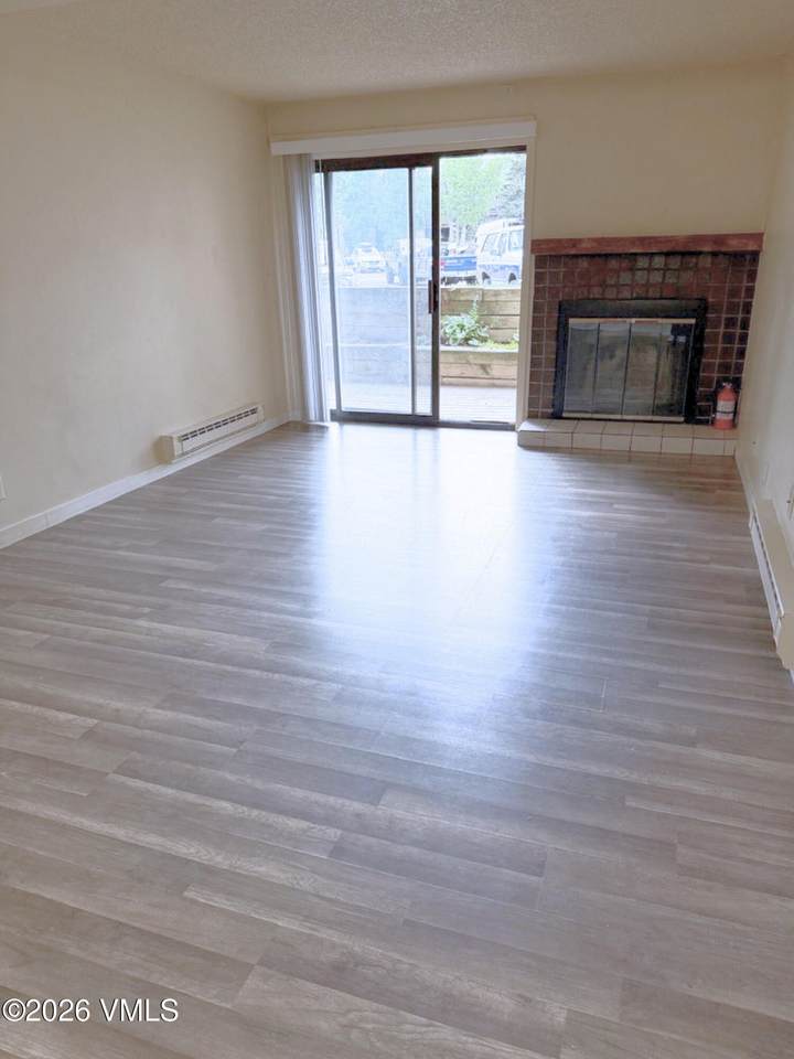 998 Beaver Creek Boulevard - Photo 1
