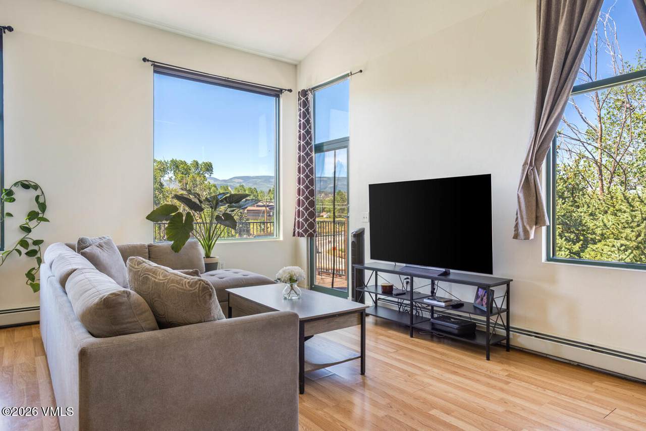 705 Nogal Road - Photo 1