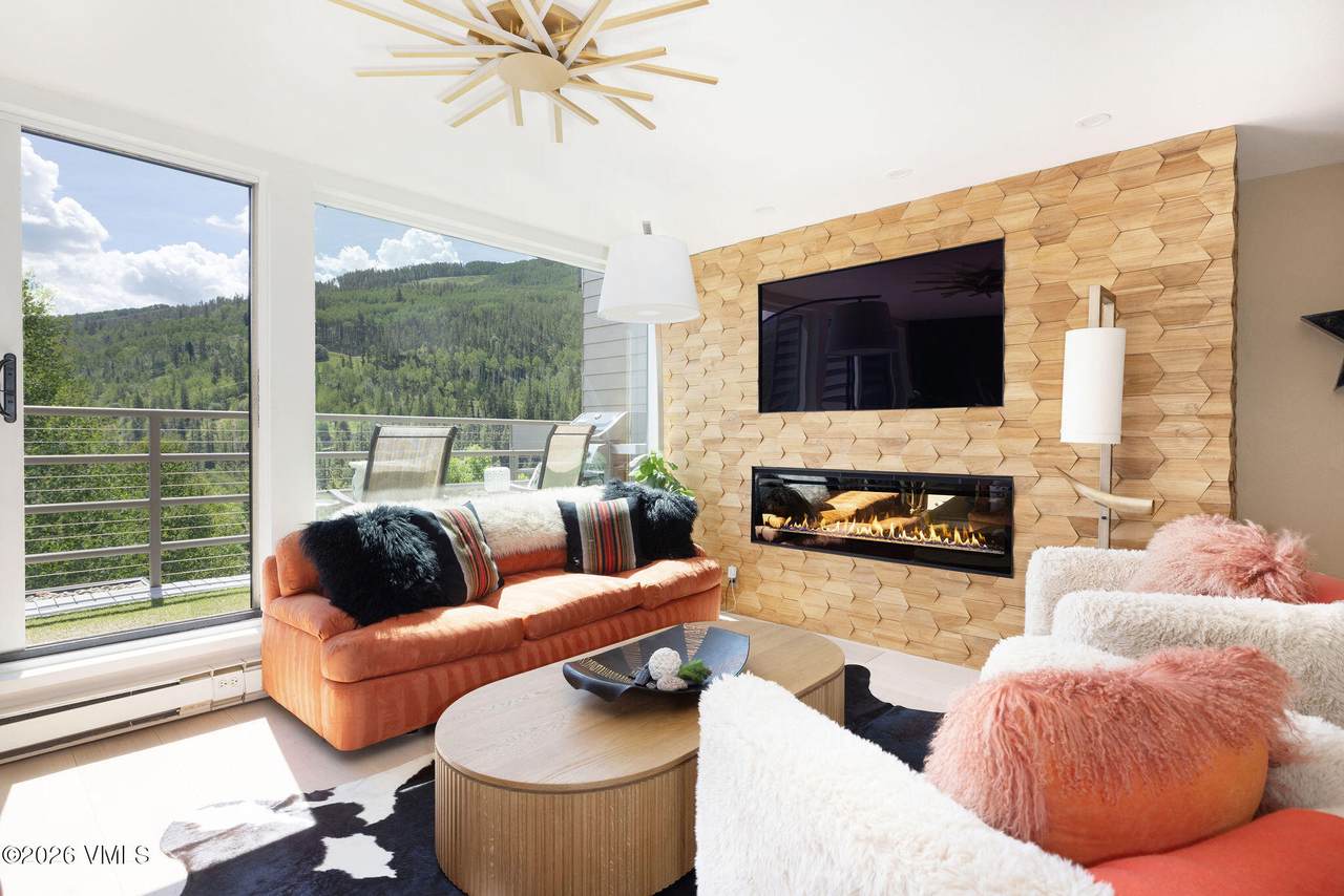 https://bt-photos.global.ssl.fastly.net/vail/1280_boomver_2_1014591-2.jpg