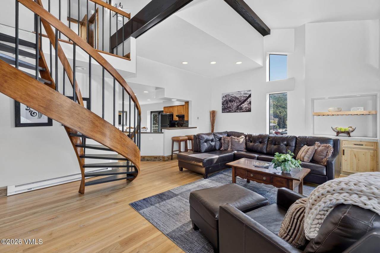 508 Lionshead Circle - Photo 1