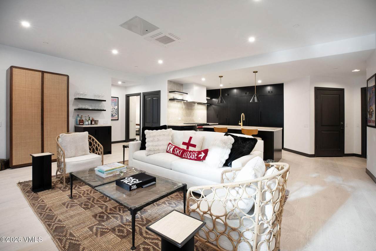 160 Cresta Road - Photo 1