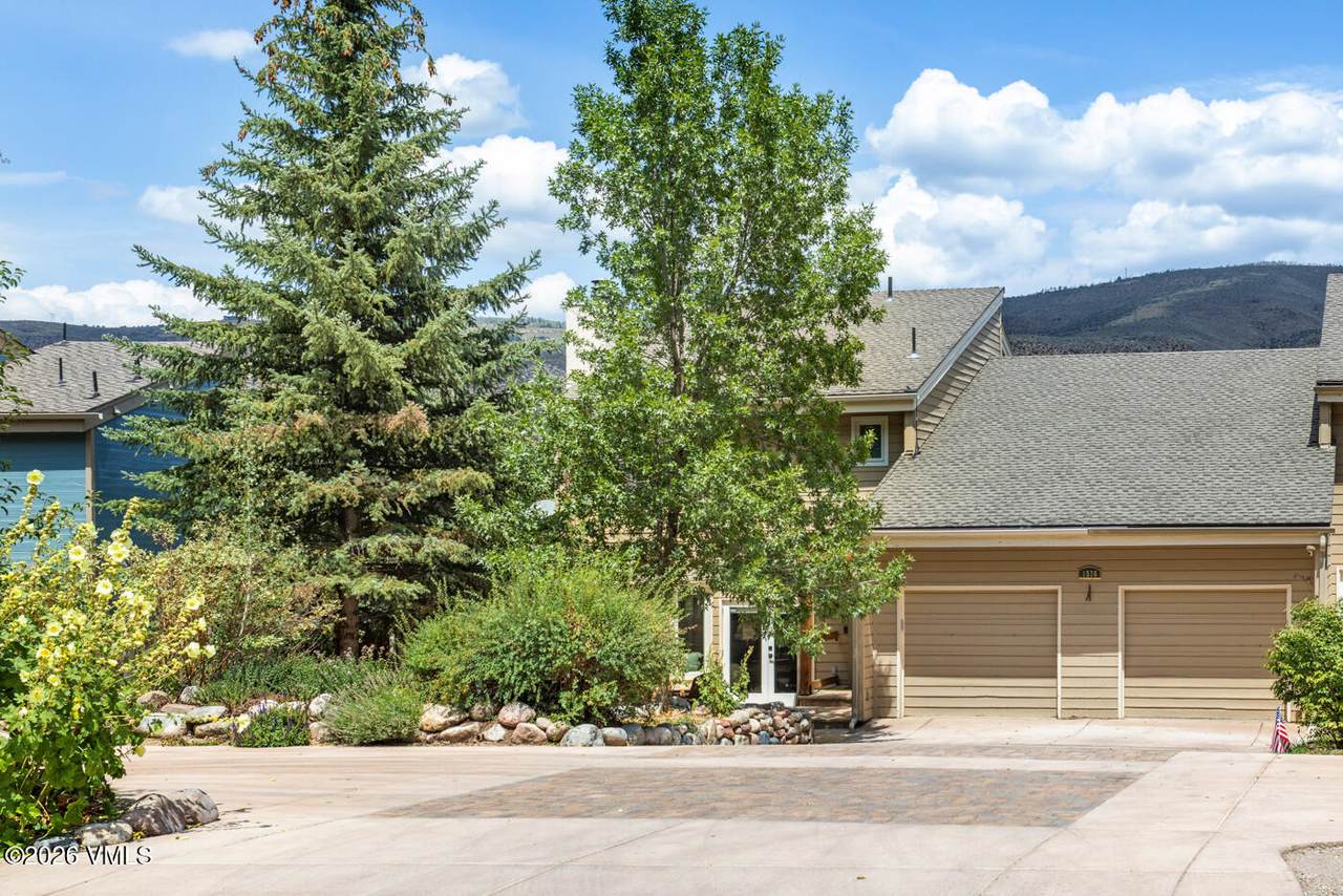 1536 Deer Boulevard - Photo 1