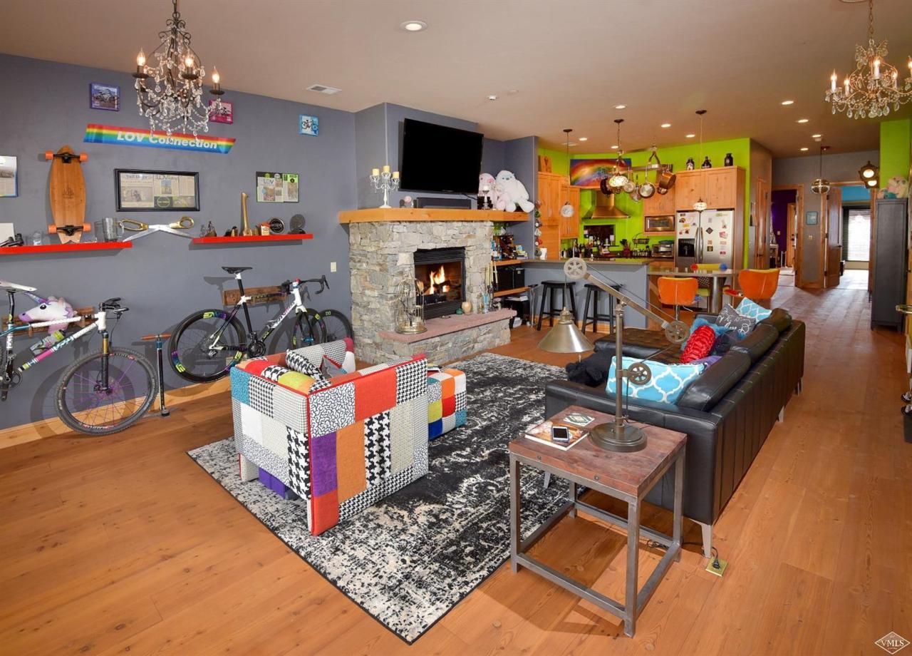 330 Broadway - Photo 1