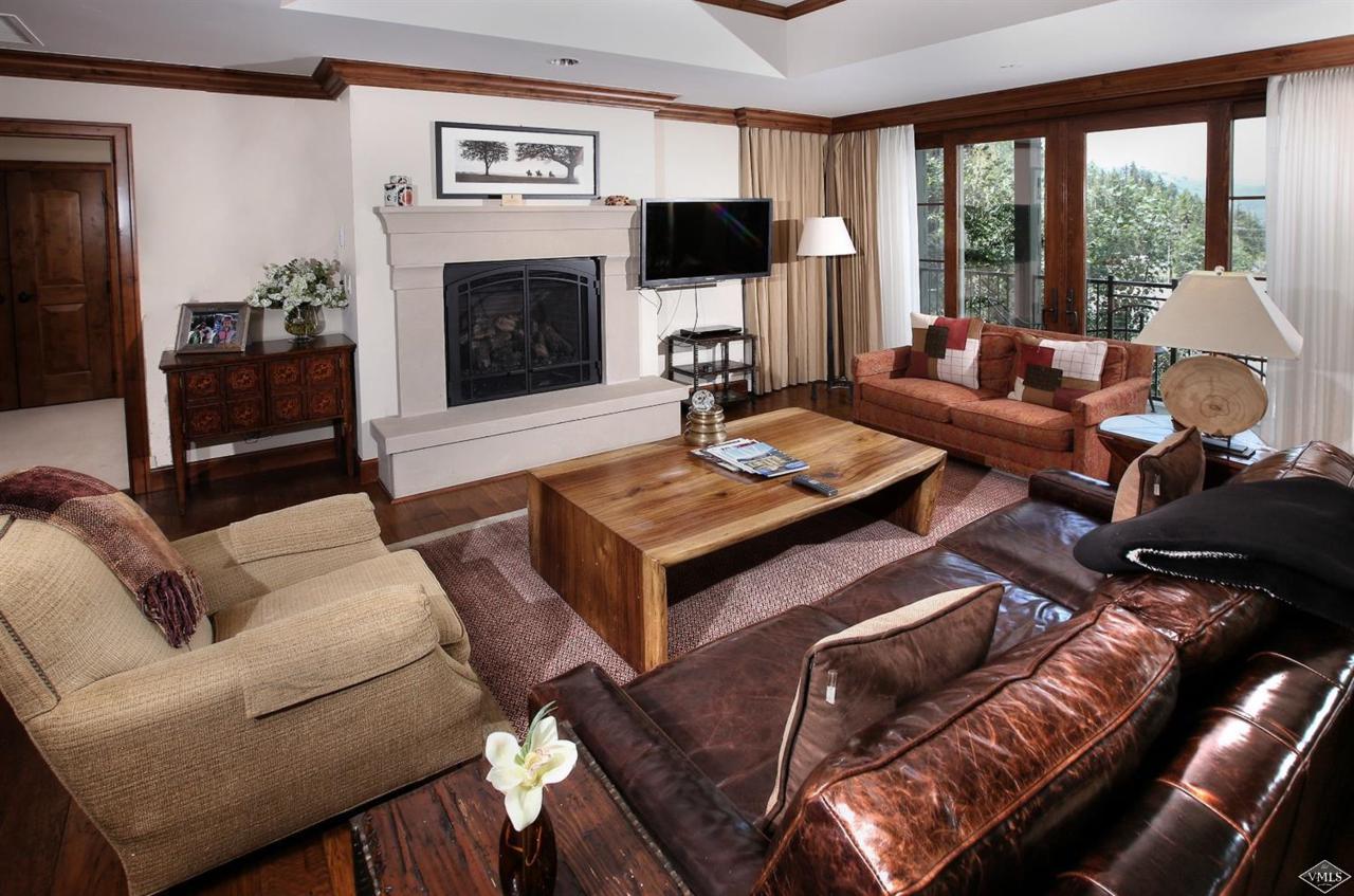 728 Lionshead Circle - Photo 1