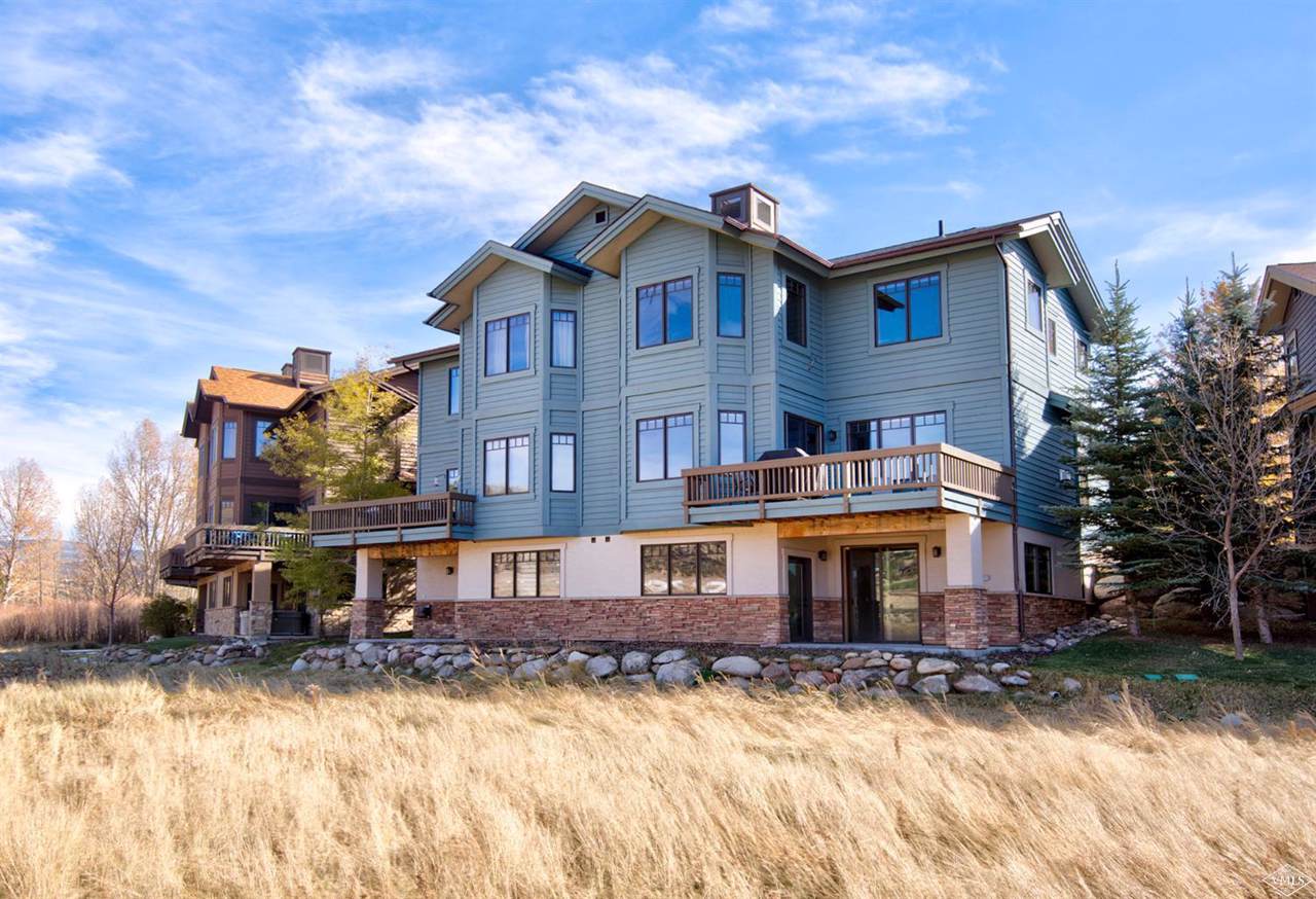 160 Brett Trail - Photo 1