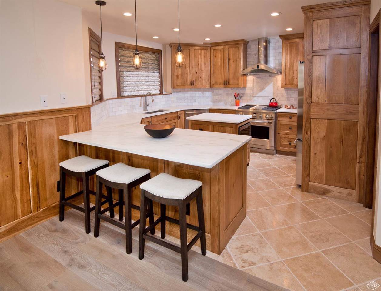1635 Golf Terrace - Photo 1