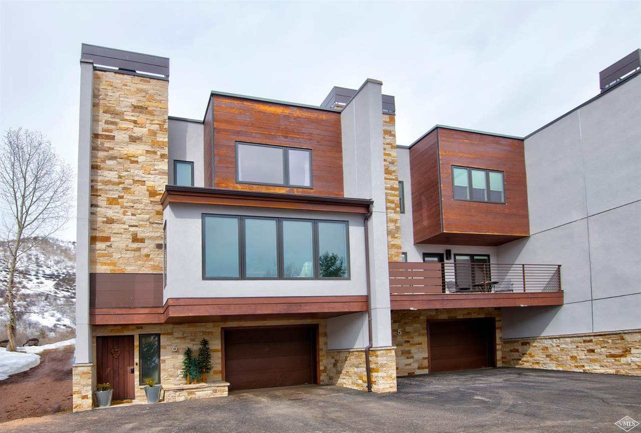 1817 Meadow Ridge Road - Photo 1