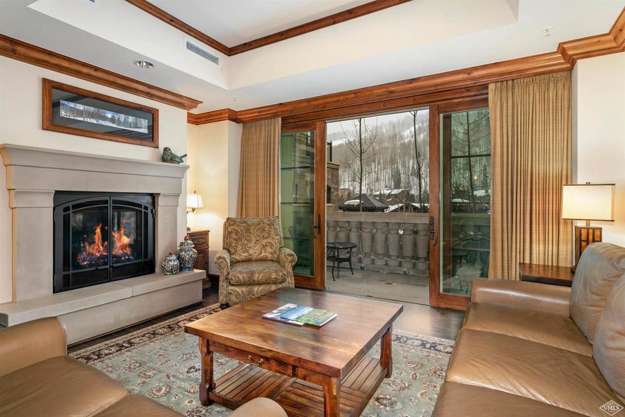 728 Lionshead Circle - Photo 1