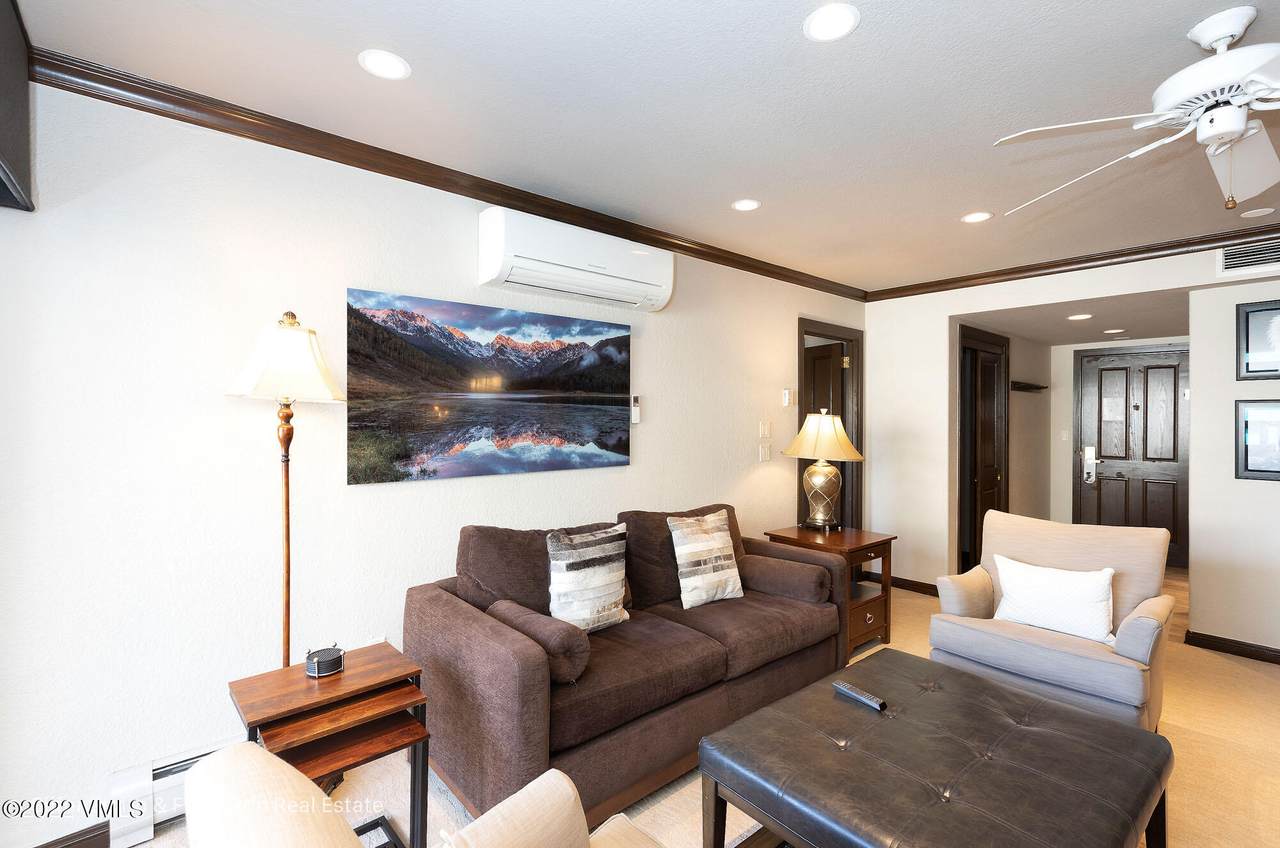 210 Offerson - Photo 1