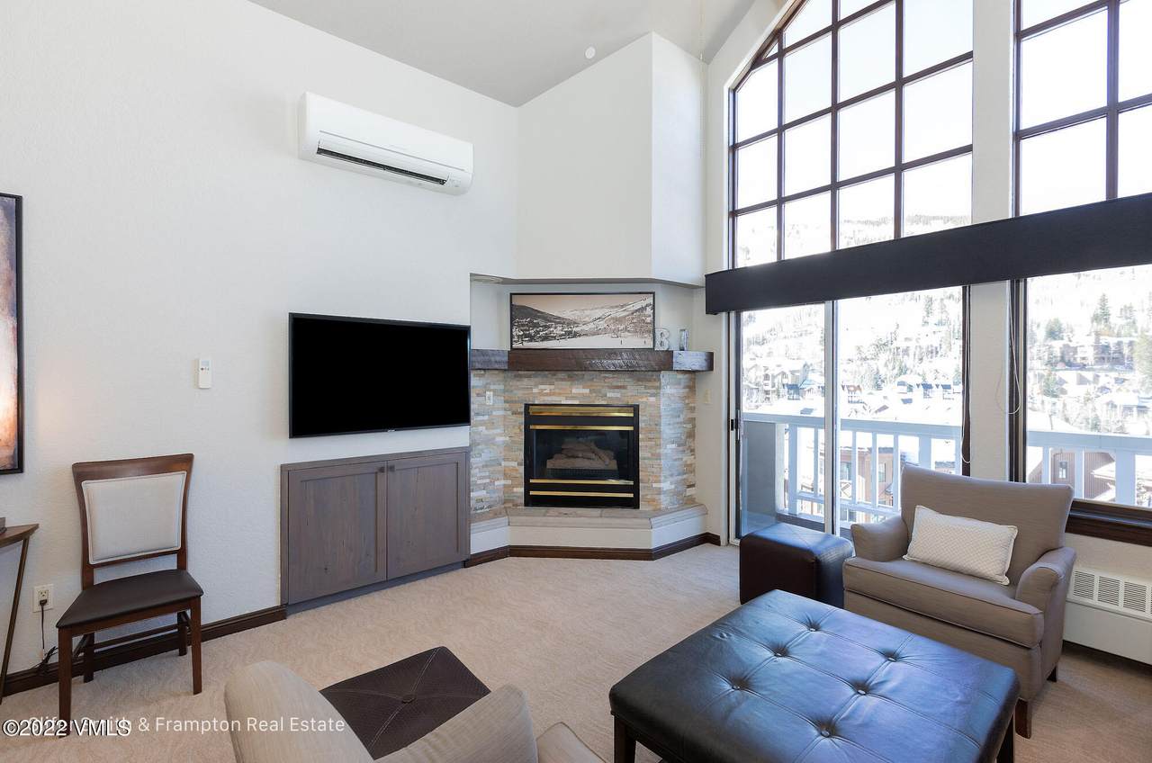 210 Offerson - Photo 1
