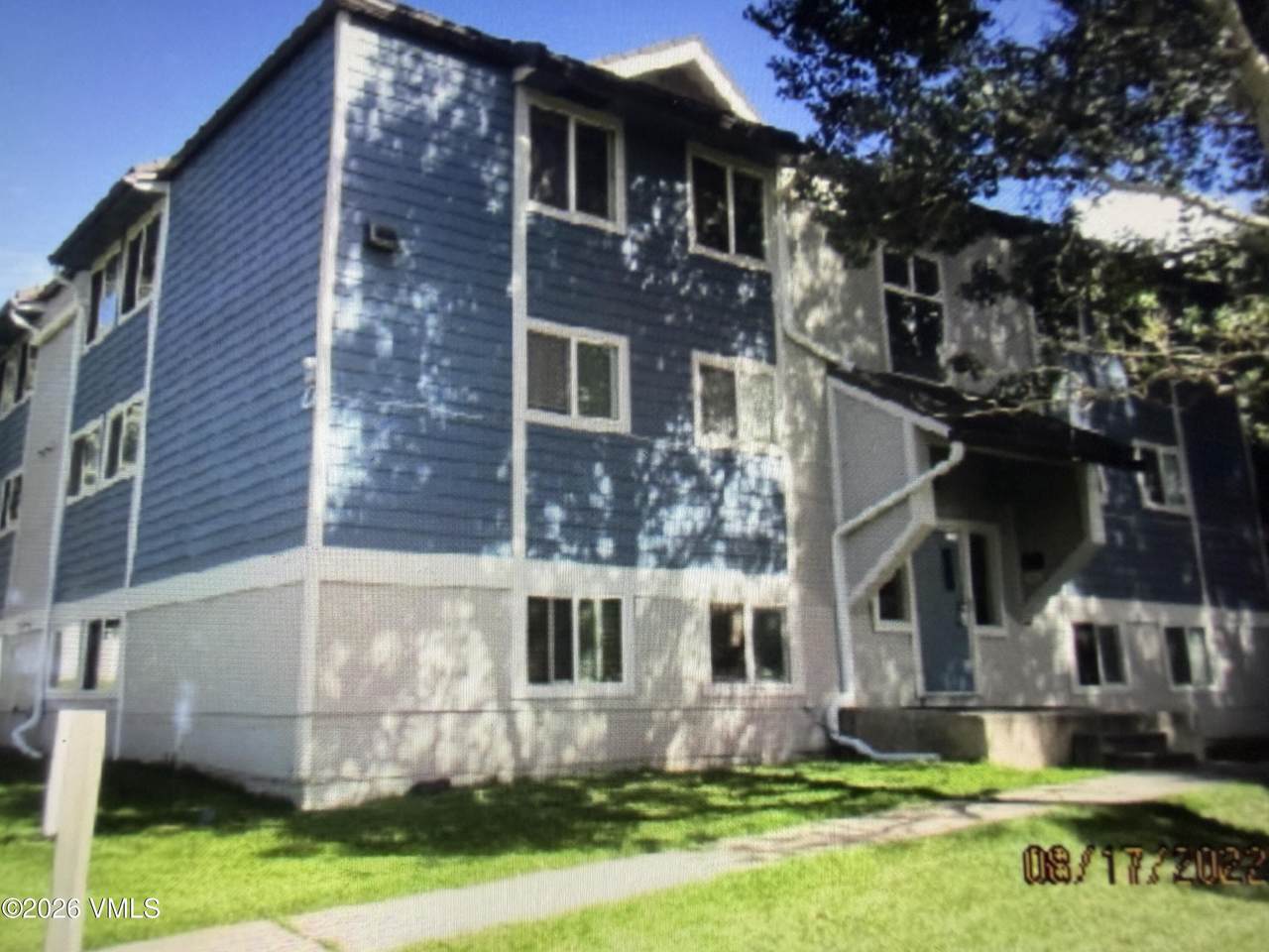 871 Beaver Creek Boulevard - Photo 1