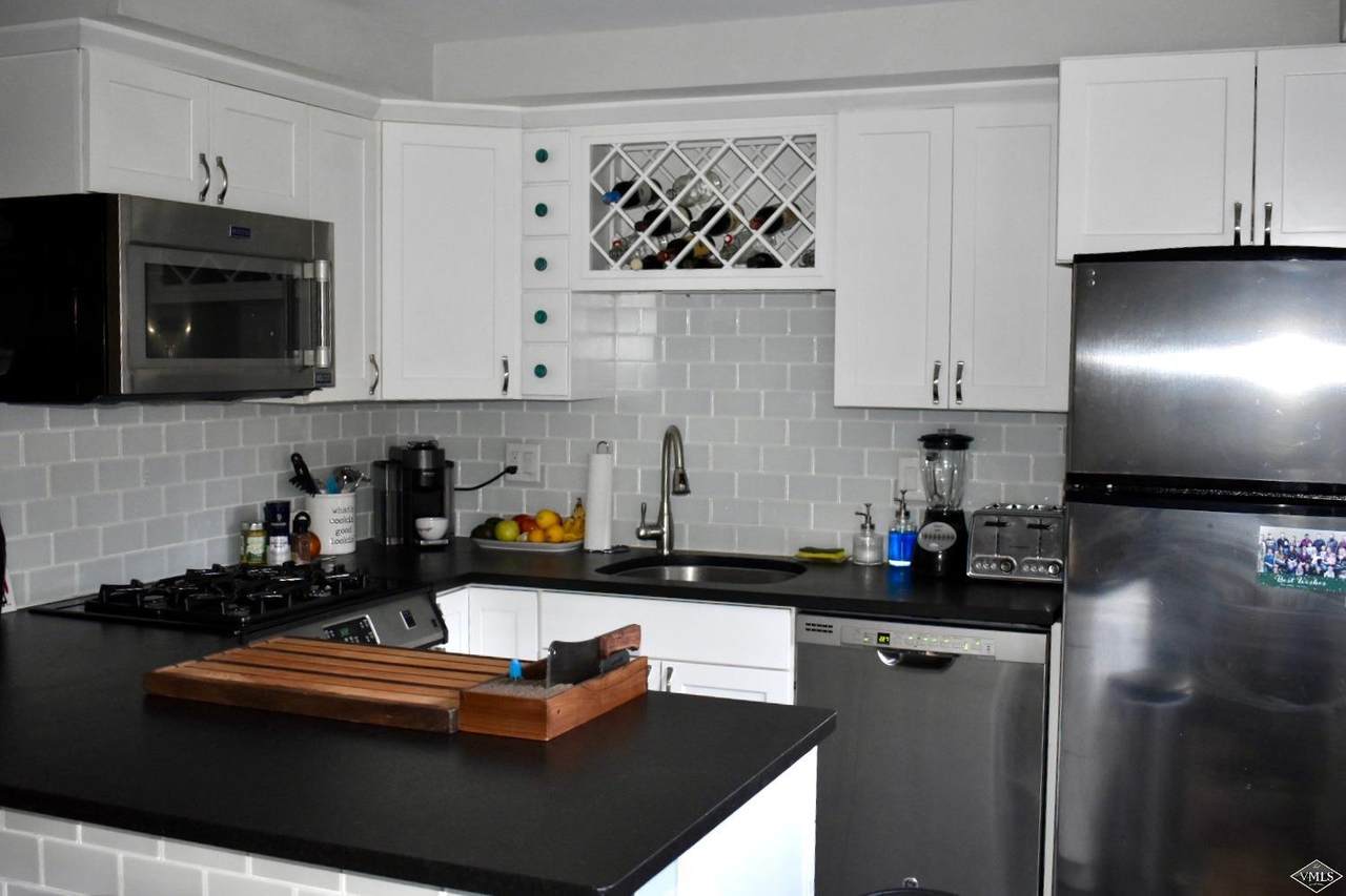 2195 Chamonix Lane - Photo 1