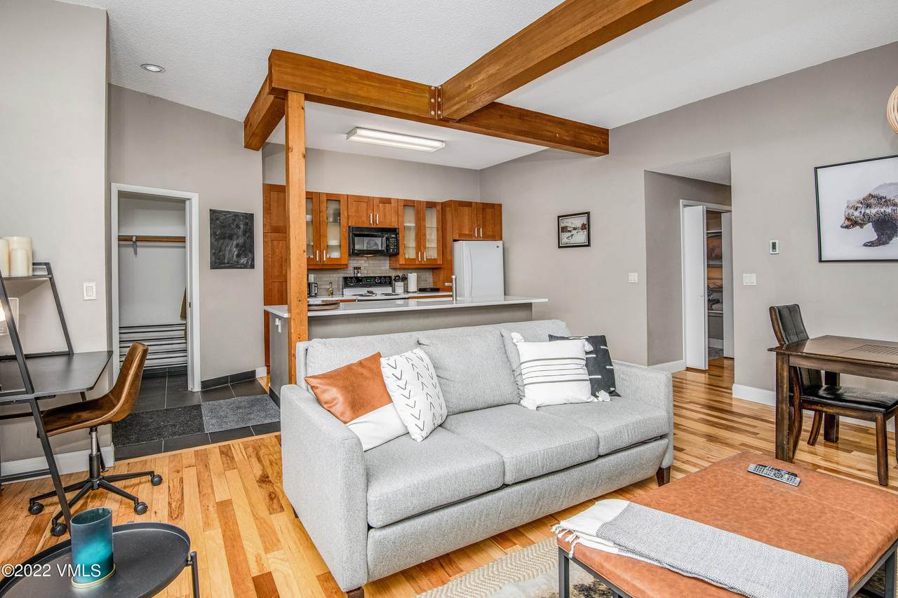 211 Beaver Creek - Photo 1