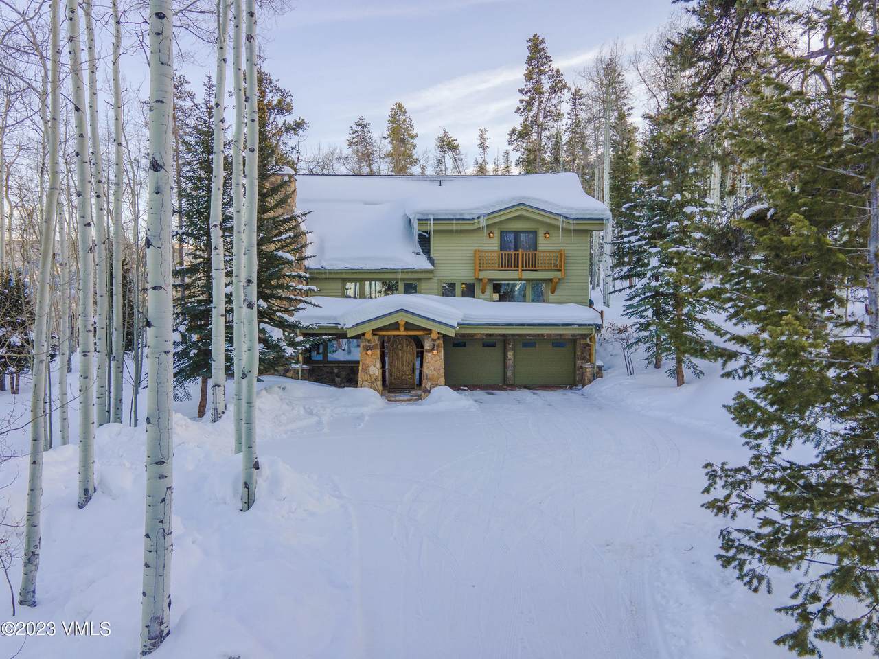 2524 Colorow Road - Photo 1