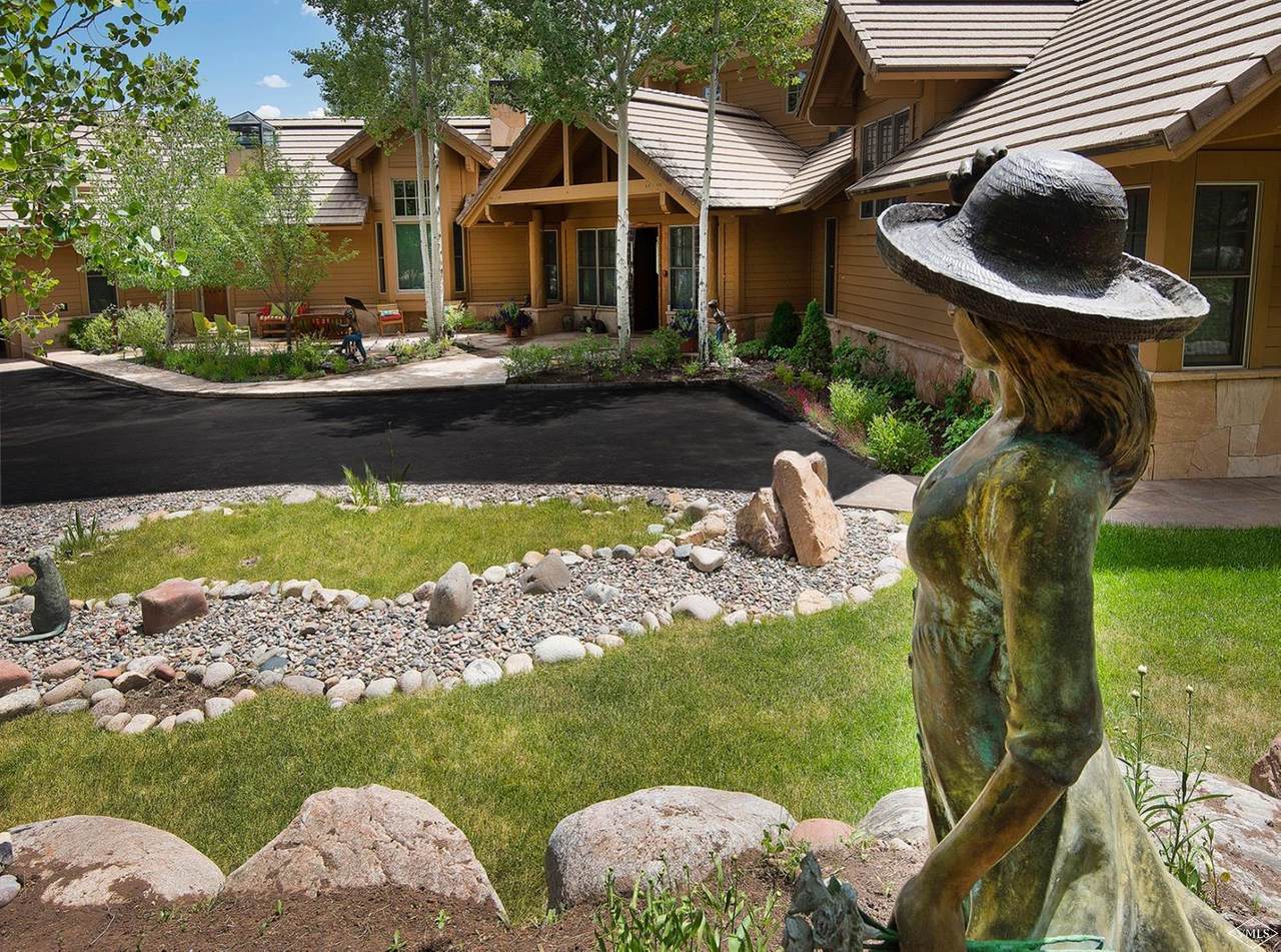 2 Stag Gulch Court - Photo 1