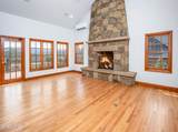 1314 Mesa Drive - Photo 4