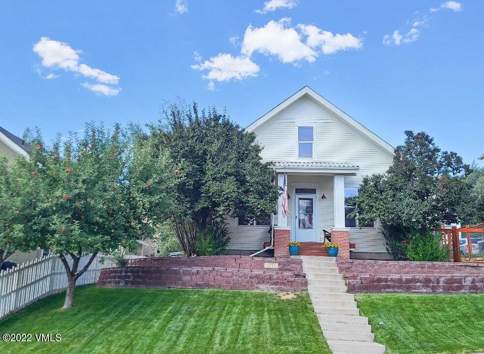 273 Tanager Circle - Photo 1