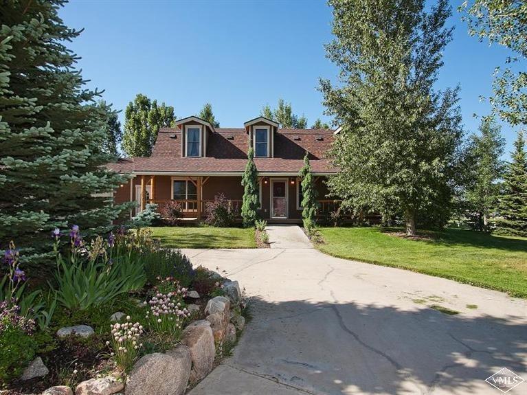 903 Mayne Street - Photo 1