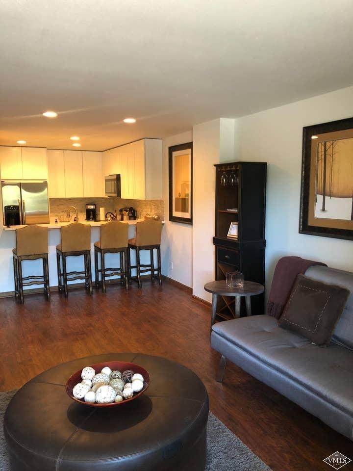 137 Benchmark Road - Photo 1
