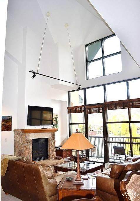 240 Chapel Place - Photo 1