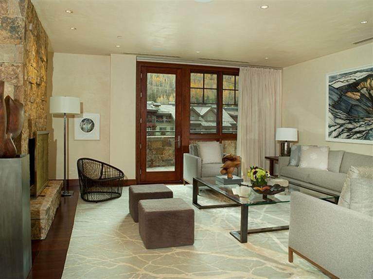 141 East Meadow Drive - Photo 1