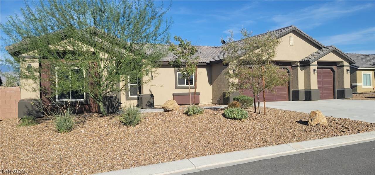 111 Weeping Willow Court - Photo 1