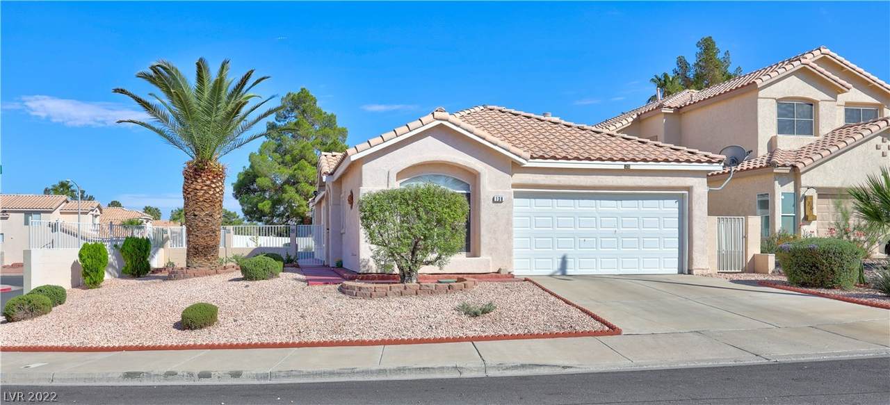 138 Serenade Court - Photo 1