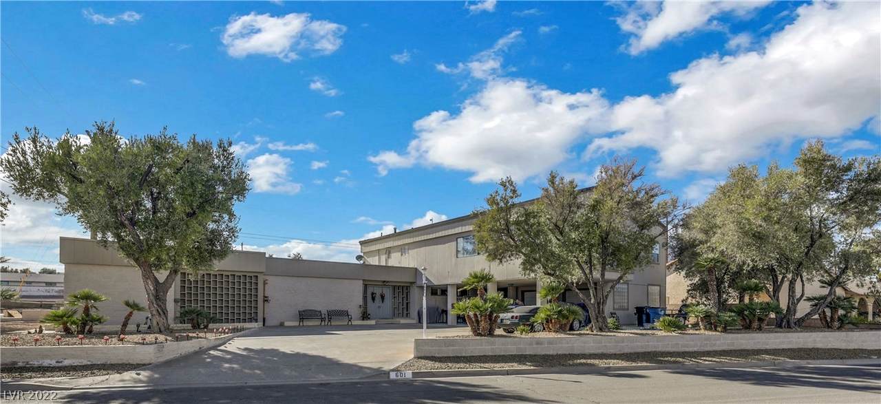 601 Fairway Road - Photo 1
