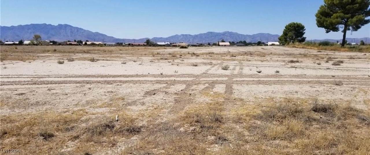 2000 Waterhole Canyon Avenue - Photo 1