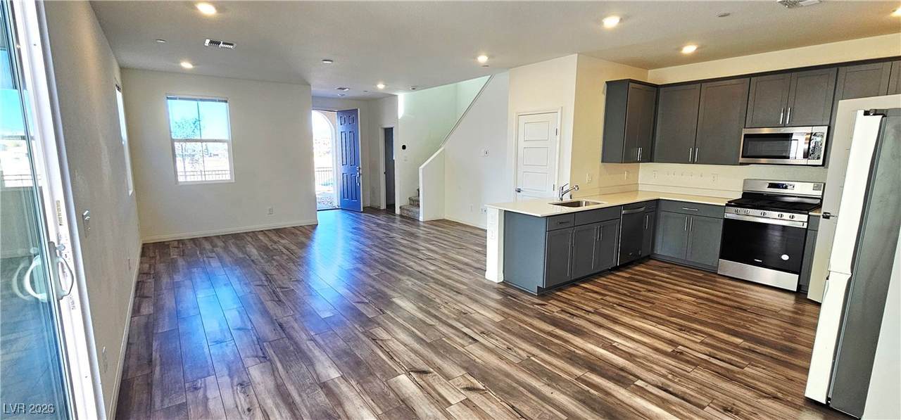 2713 Abrantes Place - Photo 1