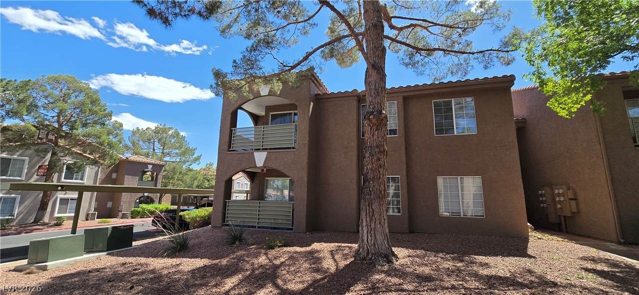 2121 Sealion Drive - Photo 1