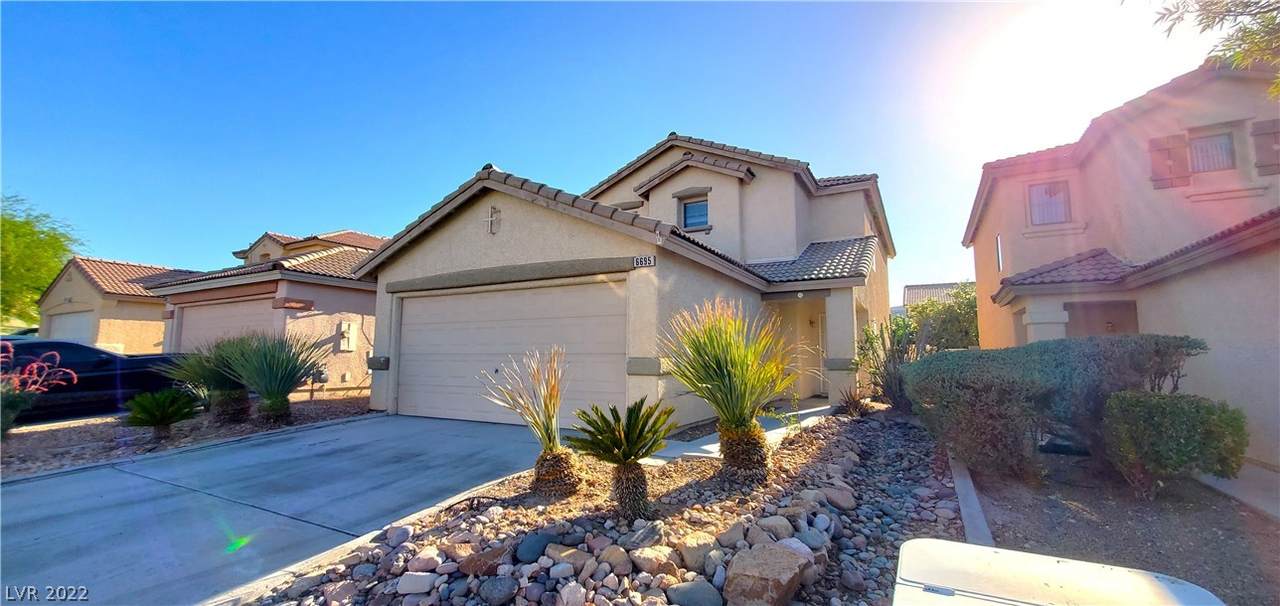6695 Broadacres Ranch Street - Photo 1