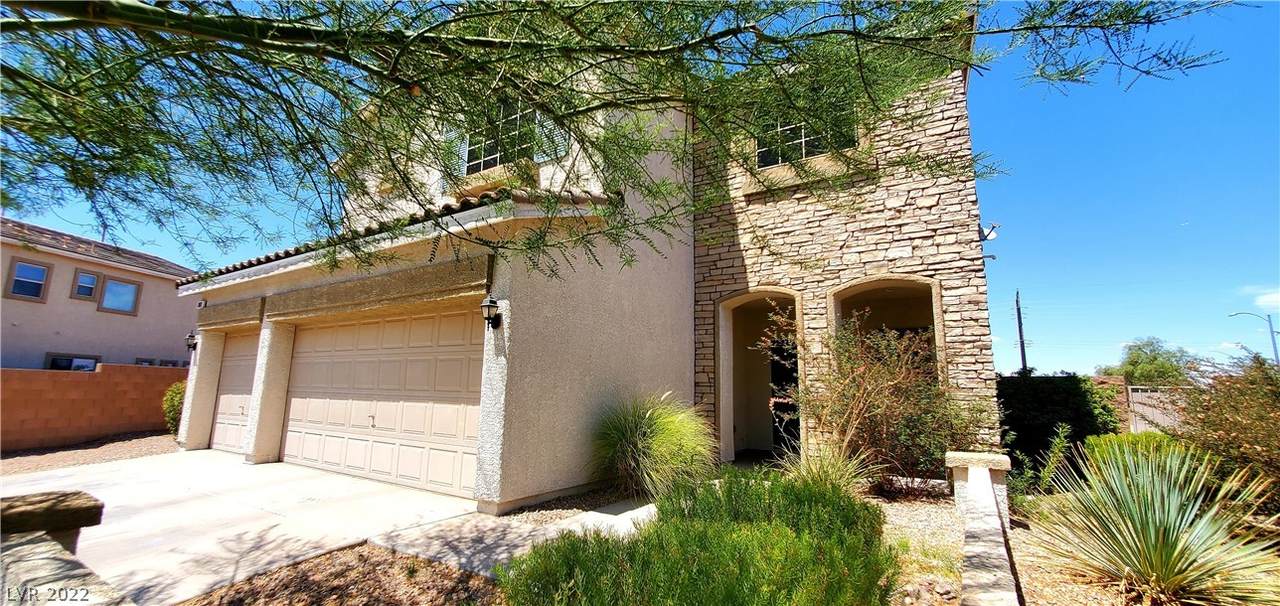 800 Tarbet Avenue - Photo 1